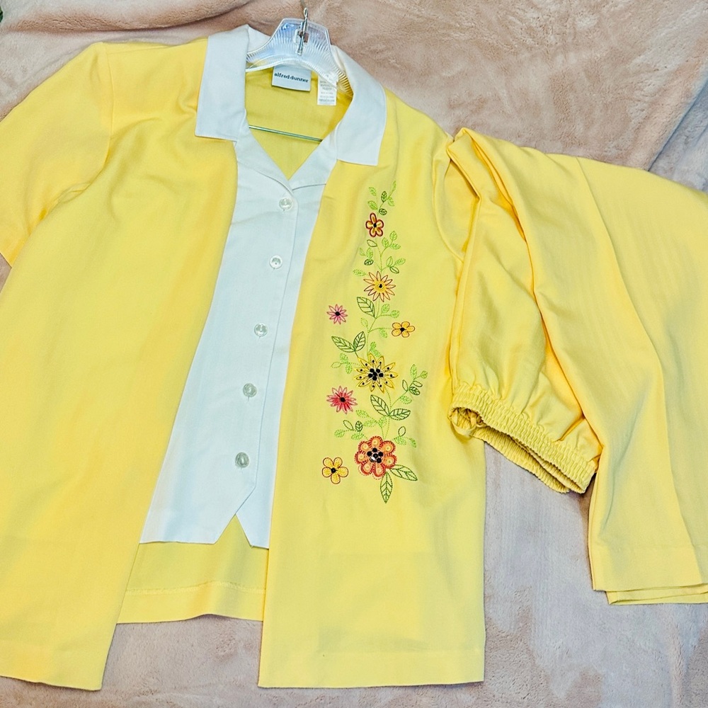 Alfred Dunner Yellow and White Embroidered Two-Piece Top